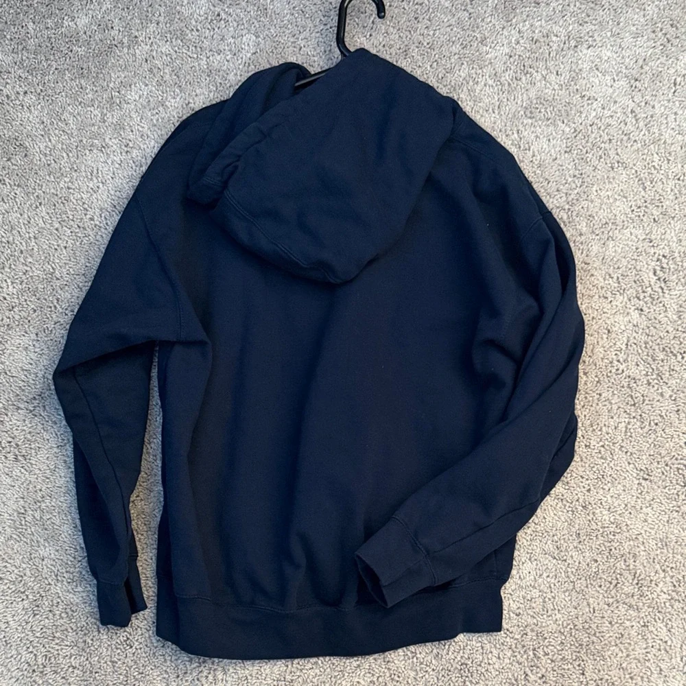 Santa Barbara California Navy Sweatshirt - Picture 4 of 4